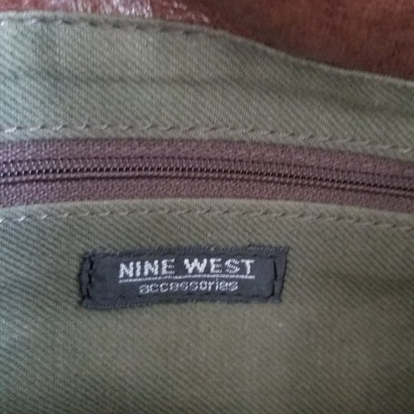 Purse - Picture 3 of 4